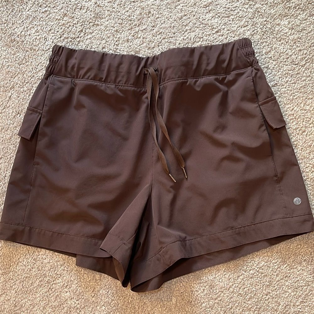 Apana shorts